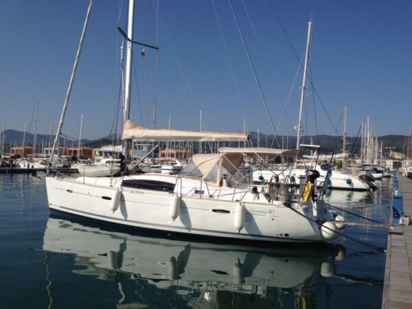 Beneteau Oceanis 40